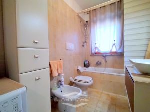 COSTRUZIONE 2007 - TRILOCALE CON DOPPIA ESPOSIZIONE