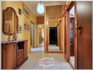 QUADRILOCALE VENDESI CON BOX VIA ROVEDA 13 TORINO