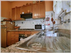 QUADRILOCALE VENDESI CON BOX VIA ROVEDA 13 TORINO