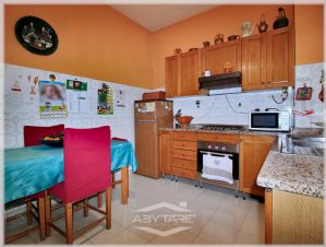 QUADRILOCALE VENDESI CON BOX VIA ROVEDA 13 TORINO