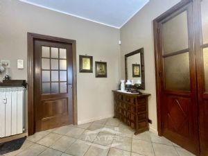 4 locali vendita Orbassano Via di Nanni 16