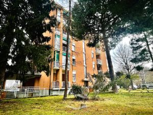 4 locali vendita Orbassano Via di Nanni 16