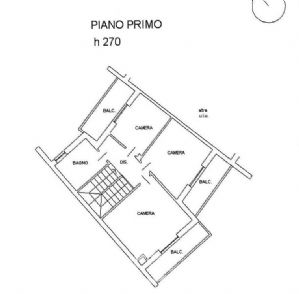 VILLA A SCHIERA CON GIARDINO E AMPIO BOX AUTO