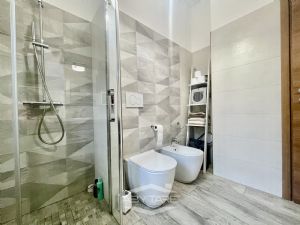 2 locali vendita Moncalieri Strada Torino 71