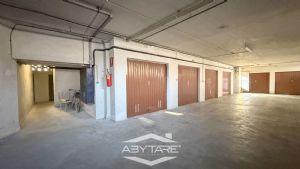 Appartamento trilocale con box auto