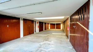 In contesto residenziale tranquillo e ben abitato,...