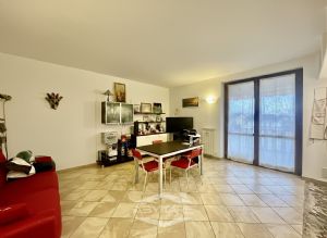 2 locali affittasi Moncalieri Strada Genova 255