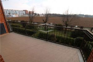 BEINASCO IN VENDITA TRILOCALE CON BOX LIBERO SUBITO