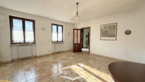 Casa semindipendente ideale come bifamiliare