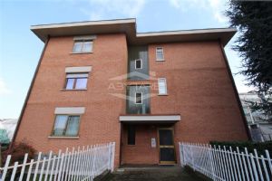 BORGARETTO IN VENDITA AMPIO BILOCALE LIBERO AL ROGITO