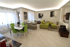 BORGARETTO IN VENDITA AMPIO BILOCALE LIBERO AL ROGITO