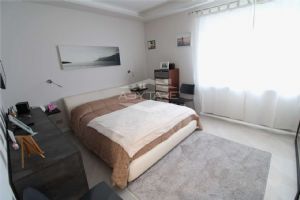 BORGARETTO IN VENDITA AMPIO BILOCALE LIBERO AL ROGITO