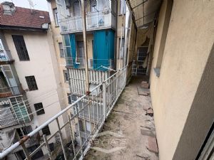 AMPIO TRILOCALE LIBERO SUBITO ZONA OSPEDALI