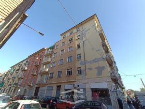 AMPIO TRILOCALE LIBERO SUBITO ZONA OSPEDALI