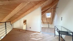 Loft con soppalco in palazzo storico a Carignano