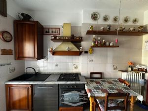 Quadrilocale con riscaldamento autonomo in palazzina recentemente rivista