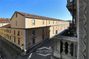 Trilocale signorile in vendita Torino Centro