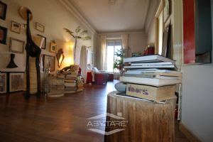 Trilocale signorile in vendita Torino Centro