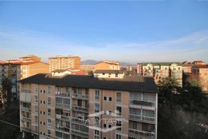 5 Locali Panoramico Ultimo Piano Mirafiori