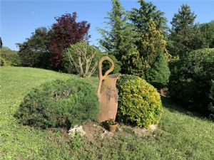 VILLA CON PISCINA E CAMPO DA TENNIS A POCHI MINUTI DA ASTI
