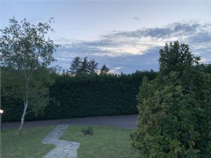 VILLA CON PISCINA E CAMPO DA TENNIS A POCHI MINUTI DA ASTI