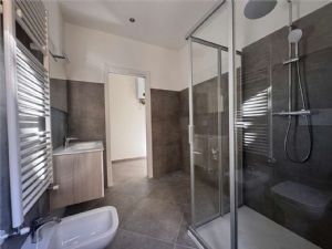 ZONA PEDONALE ALLOGGIO FINEMENTE RISTRUTTURATO