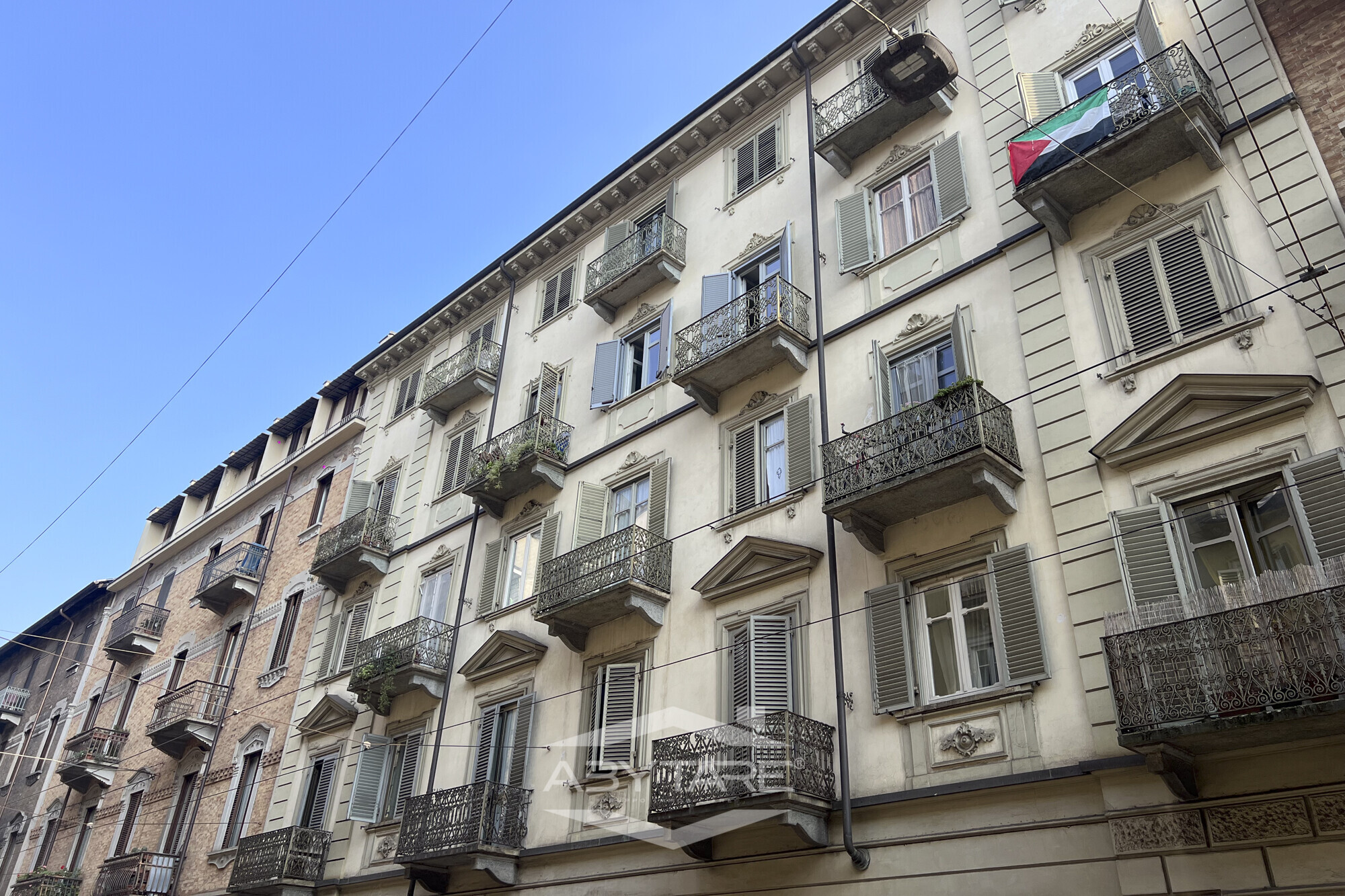 4 locali ristrutturato a nuovo! ad. Piazza Vittorio