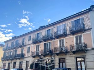 2 locali ristrutturato - libero subito