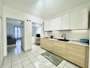 2 locali ristrutturato - libero subito