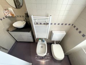 2 locali ristrutturato - libero subito