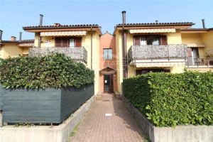 BEINASCO CENTRO IN VENDITA TRILOCALE SU DUE LIVELLI