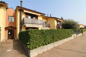 BEINASCO CENTRO IN VENDITA TRILOCALE SU DUE LIVELLI