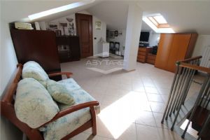 BEINASCO CENTRO IN VENDITA TRILOCALE SU DUE LIVELLI