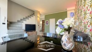 La tua casa Abytare..
Alcune immagini di questo an...