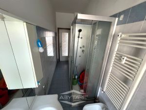 Trilocale di ampia metratura Via Colombo Nichelino