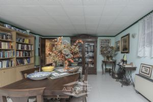 VILLA A SCHIERA CON GIARDINO E BOX