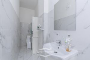 BILOCALE RISTRUTTURATO E ARREDATO - LOCATO