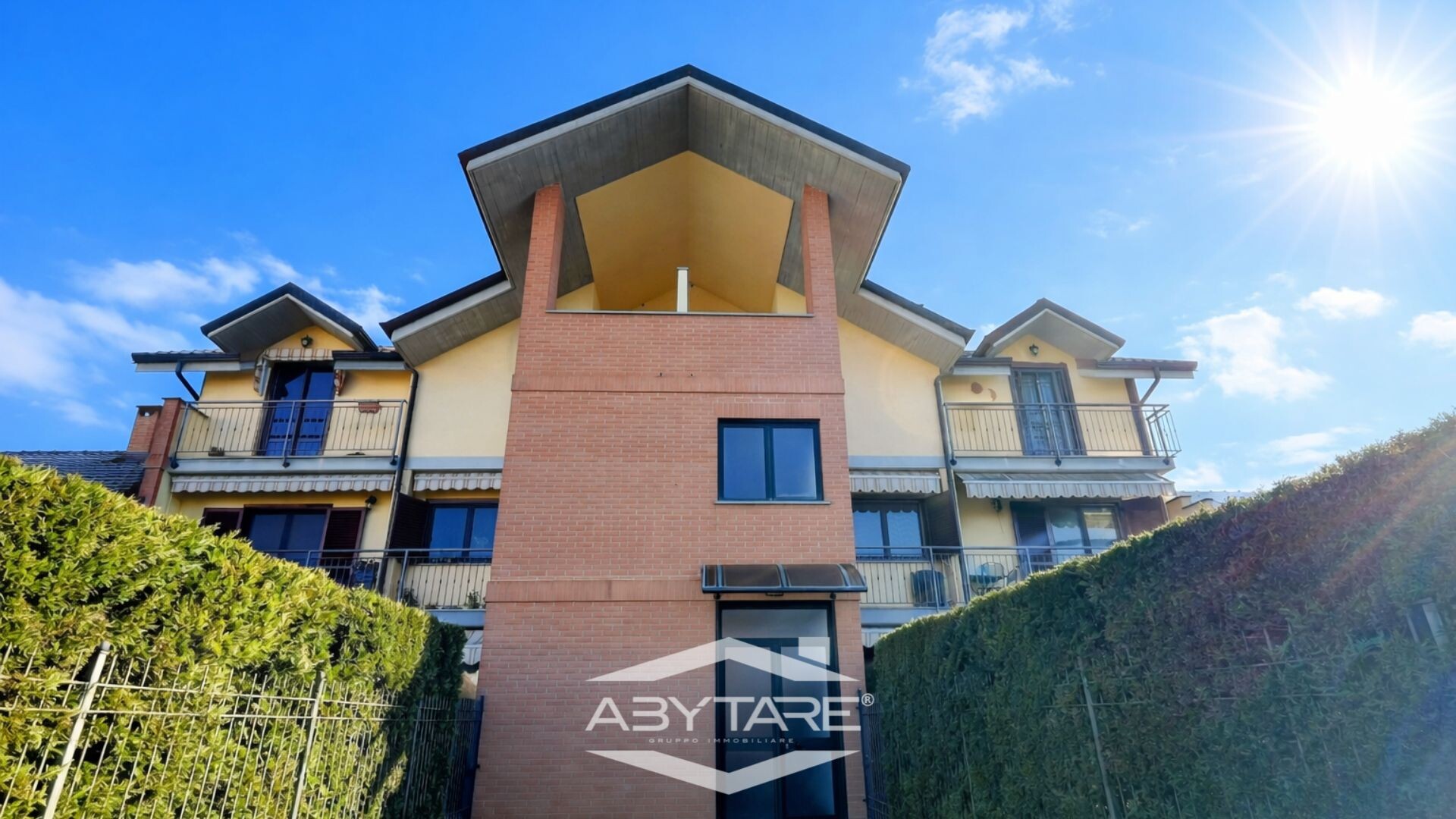 La tua casa Abytare..
Alcune immagini di questo an...