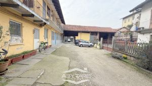 Appartamento quadrilocale in zona centrale a Carignano