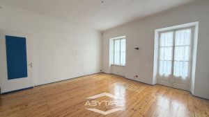 Appartamento di ampia metratura in zona centrale a Carignano