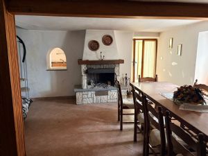 Casa indipendente vendita Frazione Chiaves