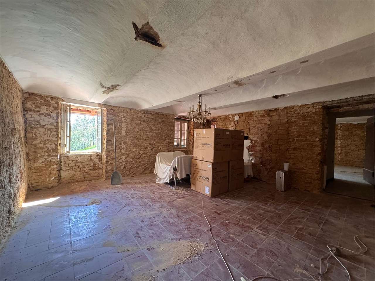 CASCINA PANORAMICA IN VIATOSTO