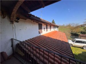 CASCINA PANORAMICA IN VIATOSTO