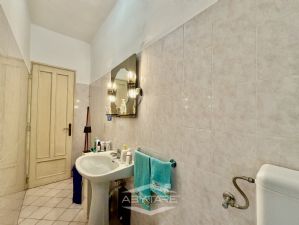 2 locali vendita Moncalieri Strada Genova