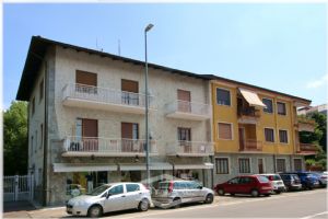 2 locali vendita Moncalieri Strada Genova