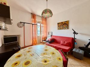 2 locali vendita Moncalieri Strada Genova