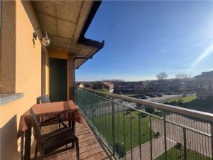 STRADA  SESIA ALLOGGIO BILIVELLO CON BOX