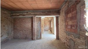 Cascina panoramica in fase di ristrutturazione – progetto unico alle porte di Asti a Valmanera