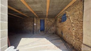 Cascina panoramica in fase di ristrutturazione – progetto unico alle porte di Asti a Valmanera