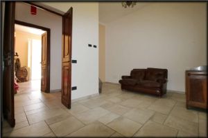 DIMORA STORICA RISTRUTTURATA CON PARCO E TERRAZZO